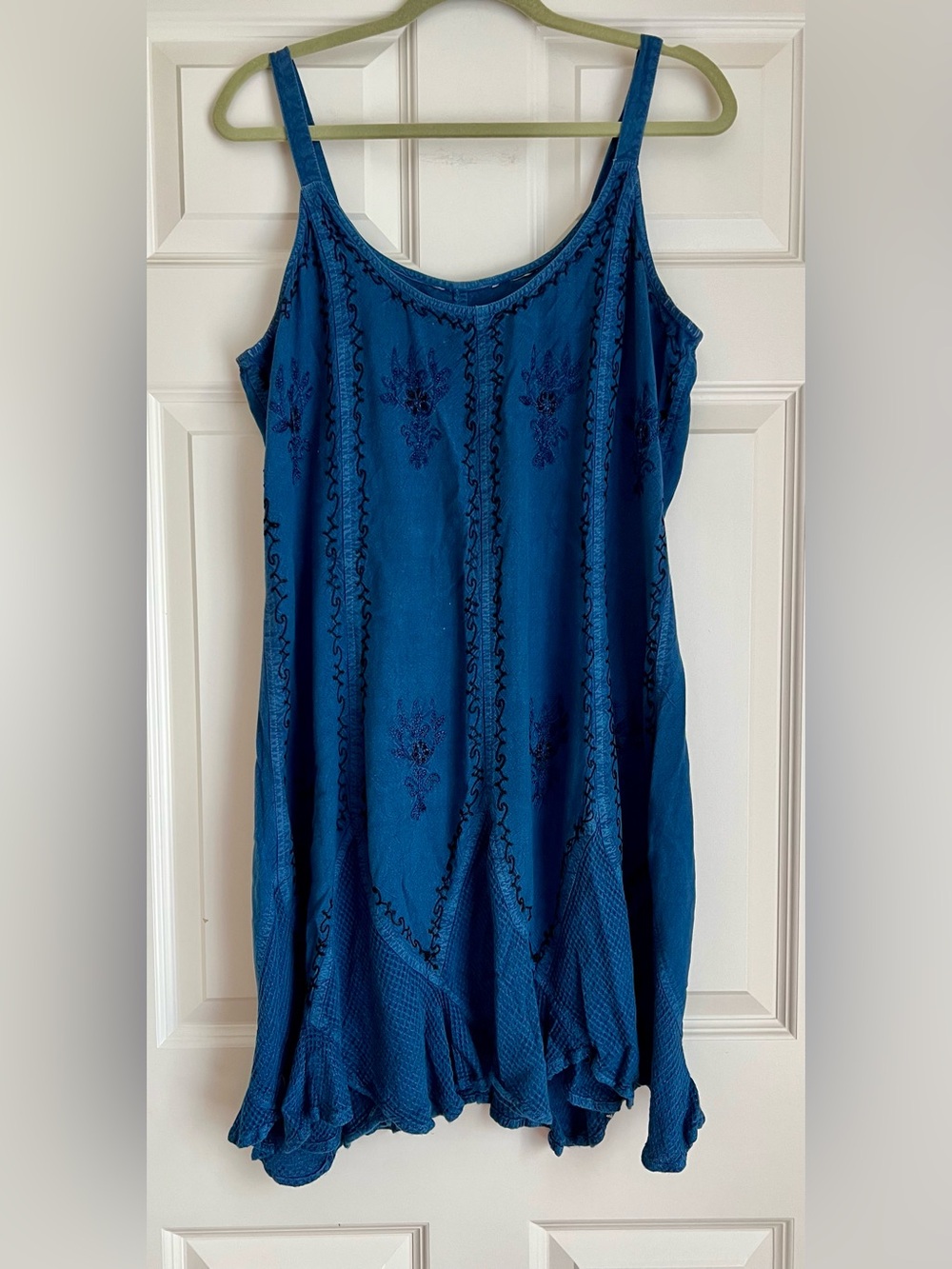 “Tags Cut Off”size L Pit to Pit is 22 Blue Embroidered Midi Dress Ruffle Bottom